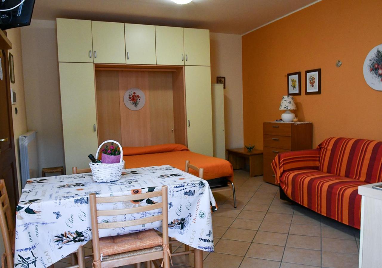Gli Angeli Agriturismo Villa Cisano sul Neva Exterior photo