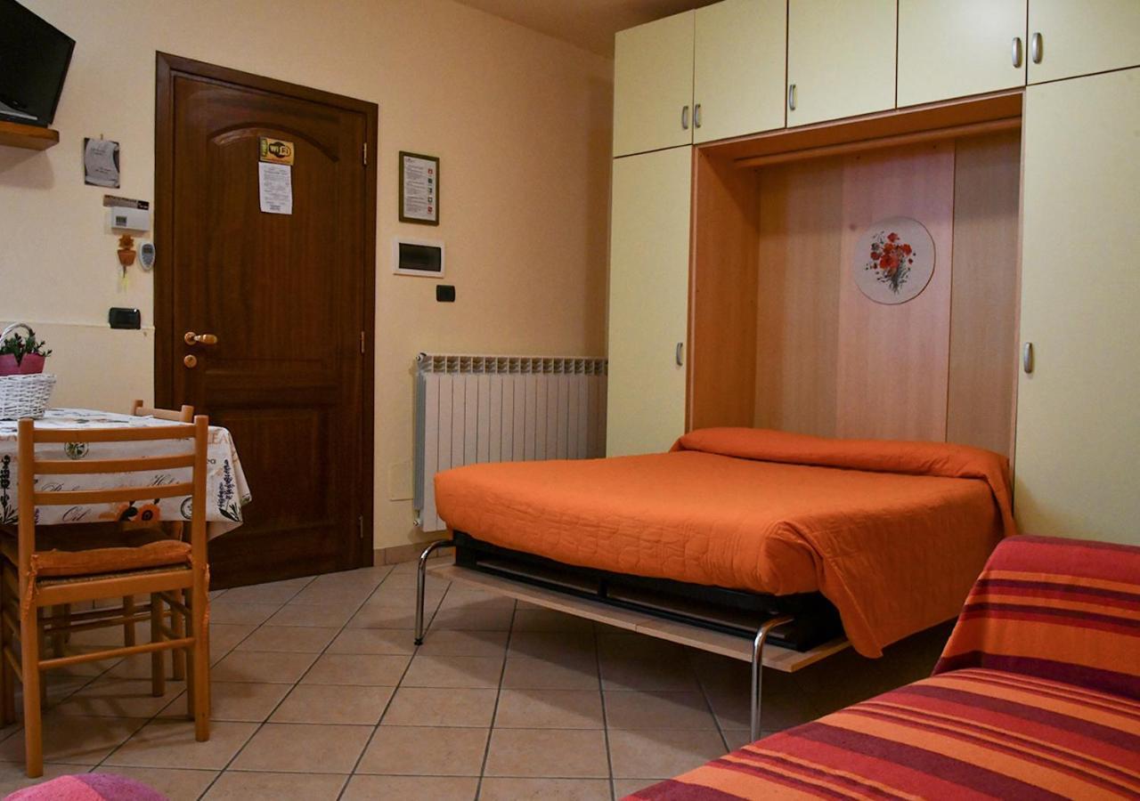 Gli Angeli Agriturismo Villa Cisano sul Neva Exterior photo